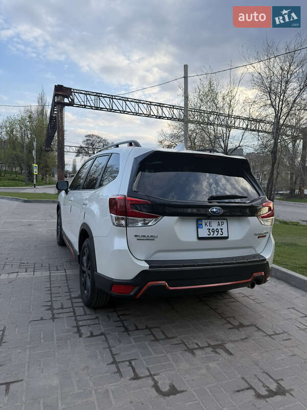Внедорожник / Кроссовер Subaru Forester 2018 в Киеве