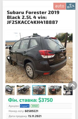 Внедорожник / Кроссовер Subaru Forester 2018 в 