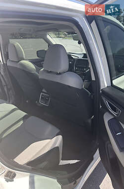 Внедорожник / Кроссовер Subaru Forester 2020 в Днепре