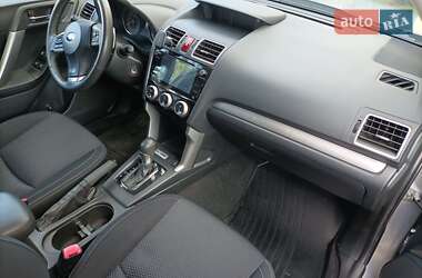 Позашляховик / Кросовер Subaru Forester 2014 в 