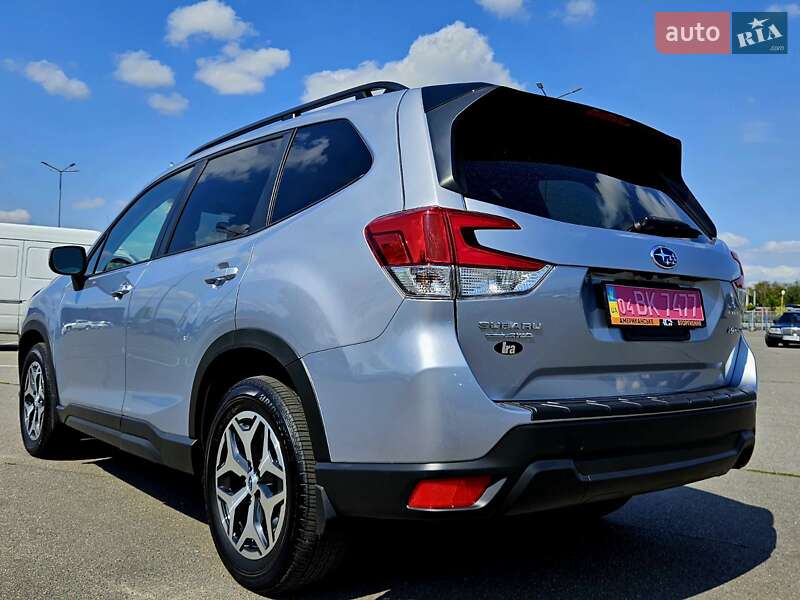 Внедорожник / Кроссовер Subaru Forester 2024 в Днепре