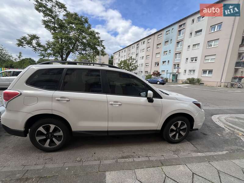 Внедорожник / Кроссовер Subaru Forester 2017 в Одессе