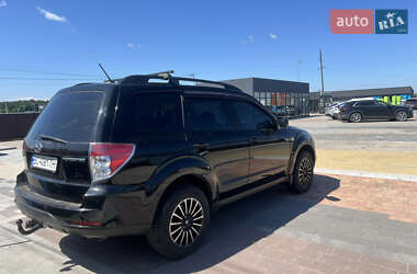 Внедорожник / Кроссовер Subaru Forester 2011 в 