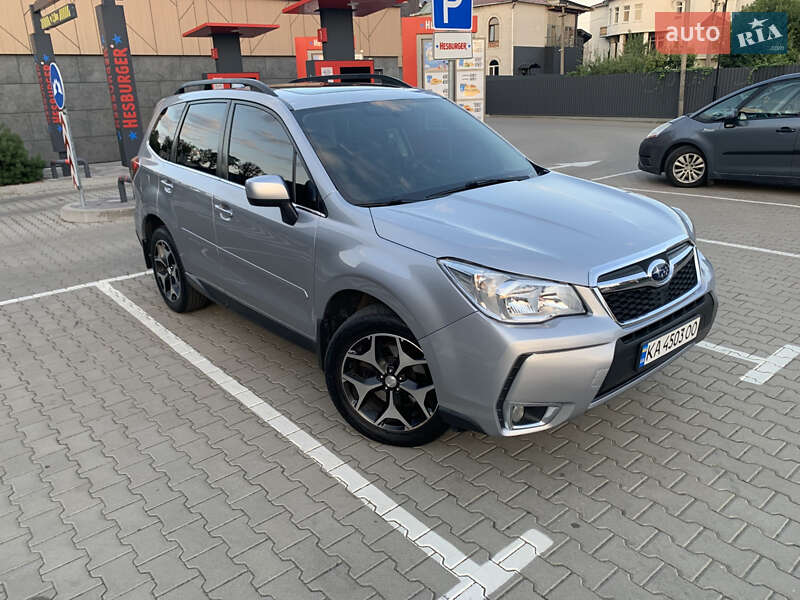 Внедорожник / Кроссовер Subaru Forester 2016 в 