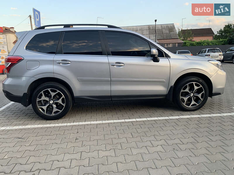 Внедорожник / Кроссовер Subaru Forester 2016 в Борисполе