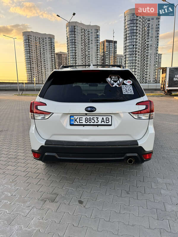 Внедорожник / Кроссовер Subaru Forester 2020 в Киеве