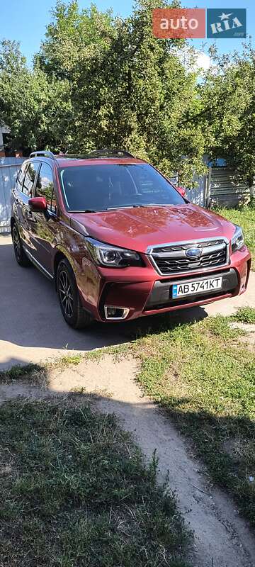 Внедорожник / Кроссовер Subaru Forester 2016 в 