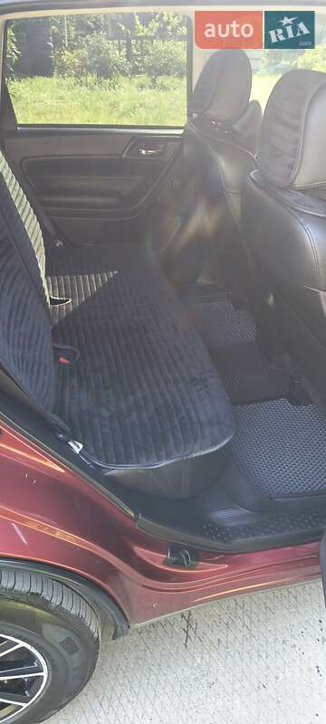 Внедорожник / Кроссовер Subaru Forester 2016 в Виннице