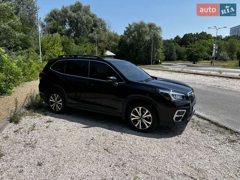 Внедорожник / Кроссовер Subaru Forester 2020 в Днепре