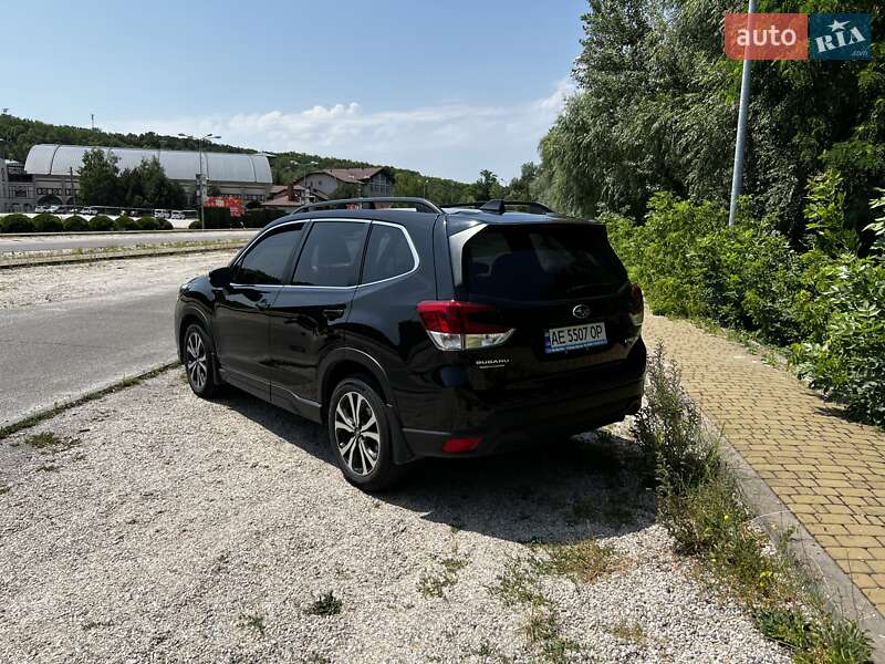 Внедорожник / Кроссовер Subaru Forester 2020 в Днепре