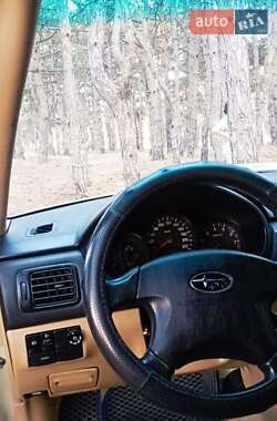 Внедорожник / Кроссовер Subaru Forester 2003 в 