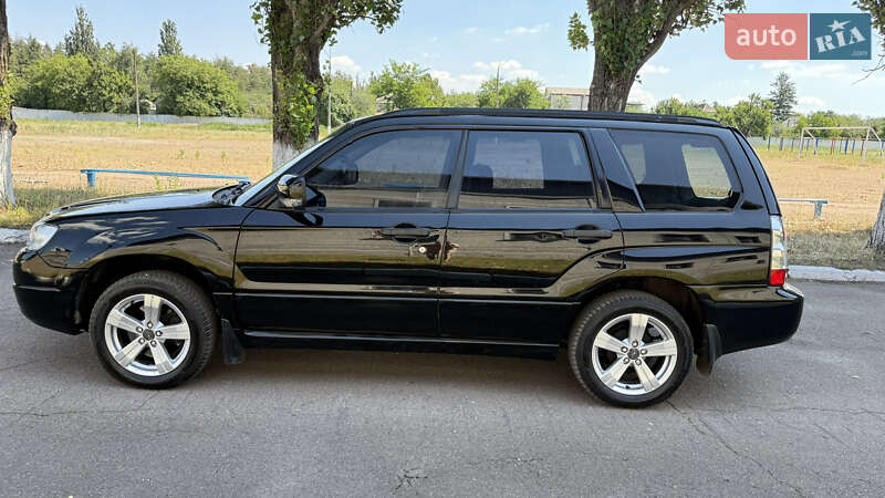 Внедорожник / Кроссовер Subaru Forester 2006 в Киеве