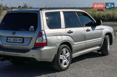 Внедорожник / Кроссовер Subaru Forester 2006 в 