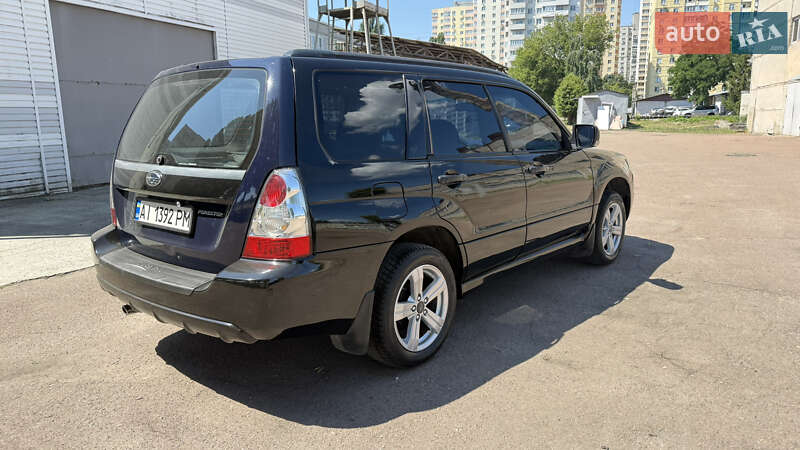 Внедорожник / Кроссовер Subaru Forester 2006 в Киеве
