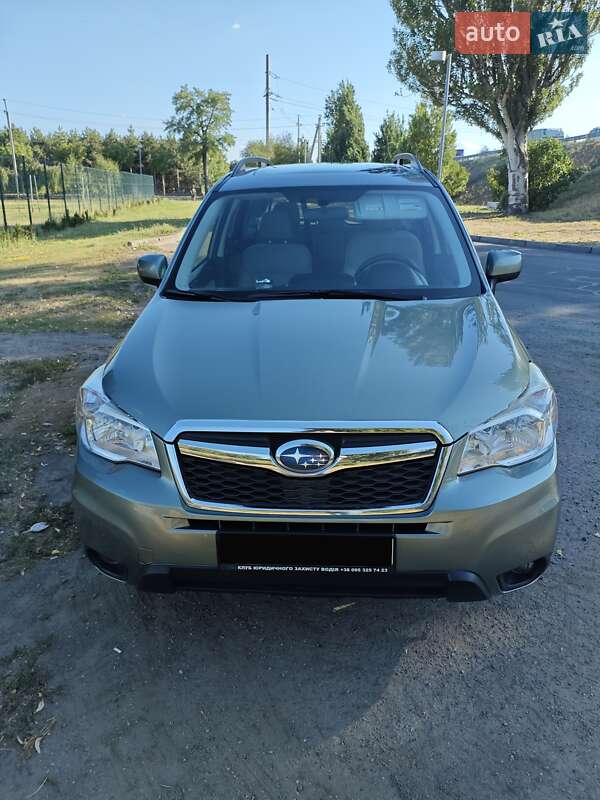 Внедорожник / Кроссовер Subaru Forester 2015 в Днепре