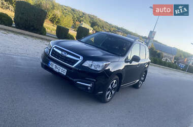 Внедорожник / Кроссовер Subaru Forester 2016 в 