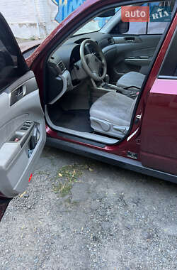 Внедорожник / Кроссовер Subaru Forester 2009 в 