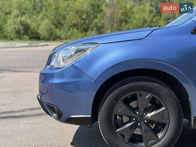 Внедорожник / Кроссовер Subaru Forester 2014 в Днепре