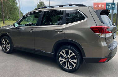 Внедорожник / Кроссовер Subaru Forester 2021 в 