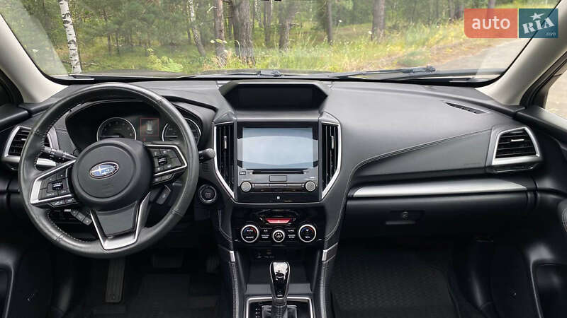 Внедорожник / Кроссовер Subaru Forester 2021 в Киеве