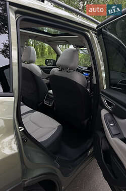 Позашляховик / Кросовер Subaru Forester 2019 в 