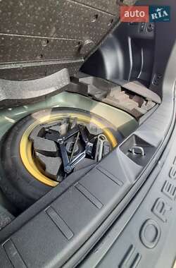 Внедорожник / Кроссовер Subaru Forester 2015 в 
