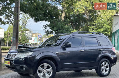 Внедорожник / Кроссовер Subaru Forester 2009 в 