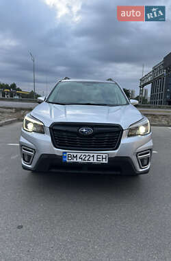 Внедорожник / Кроссовер Subaru Forester 2019 в 