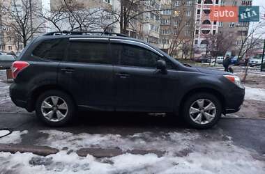 Позашляховик / Кросовер Subaru Forester 2015 в Києві