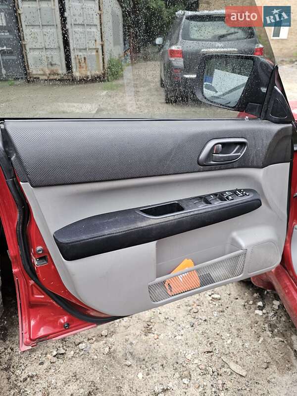 Внедорожник / Кроссовер Subaru Forester 2006 в Киеве