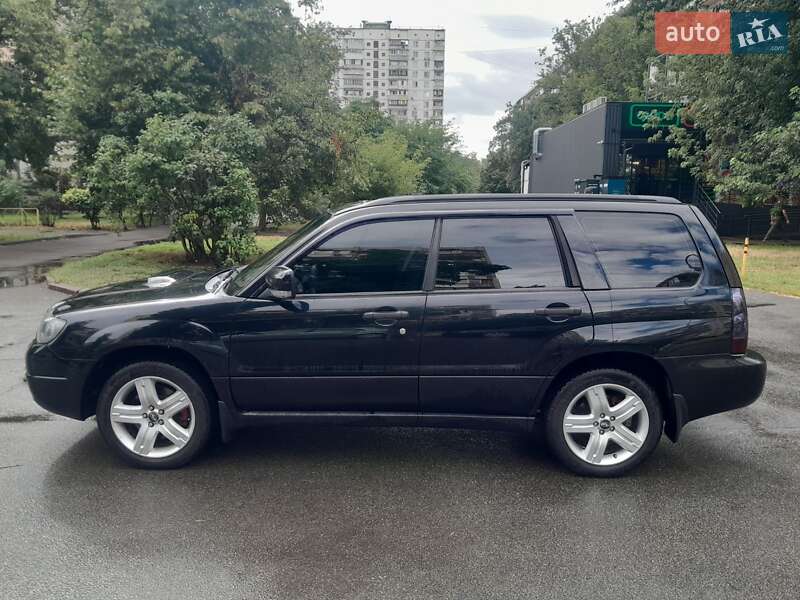 Внедорожник / Кроссовер Subaru Forester 2006 в Киеве