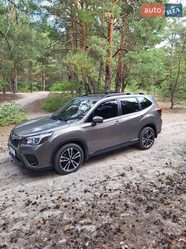Внедорожник / Кроссовер Subaru Forester 2020 в Днепре