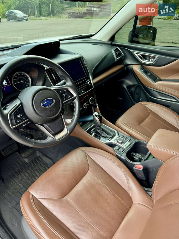 Внедорожник / Кроссовер Subaru Forester 2019 в Днепре