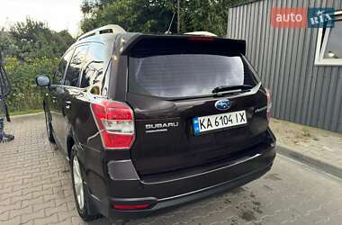 Внедорожник / Кроссовер Subaru Forester 2013 в 