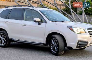 Внедорожник / Кроссовер Subaru Forester 2017 в 