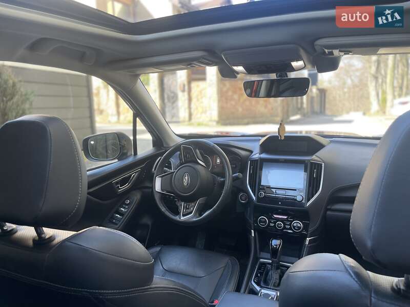 Позашляховик / Кросовер Subaru Forester 2018 в Львові
