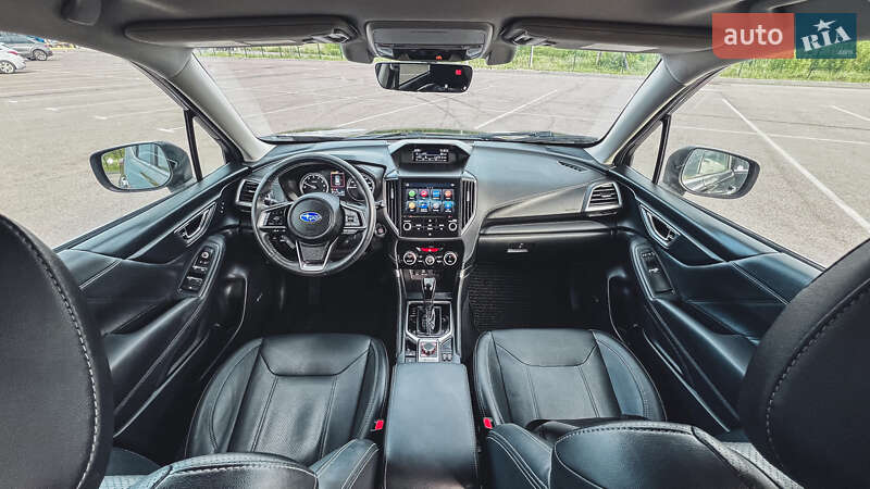 Внедорожник / Кроссовер Subaru Forester 2019 в Ровно