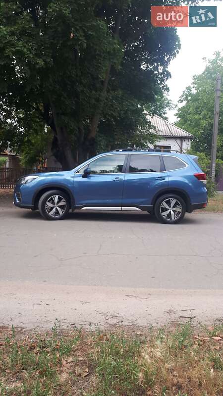 Внедорожник / Кроссовер Subaru Forester 2019 в Изюме