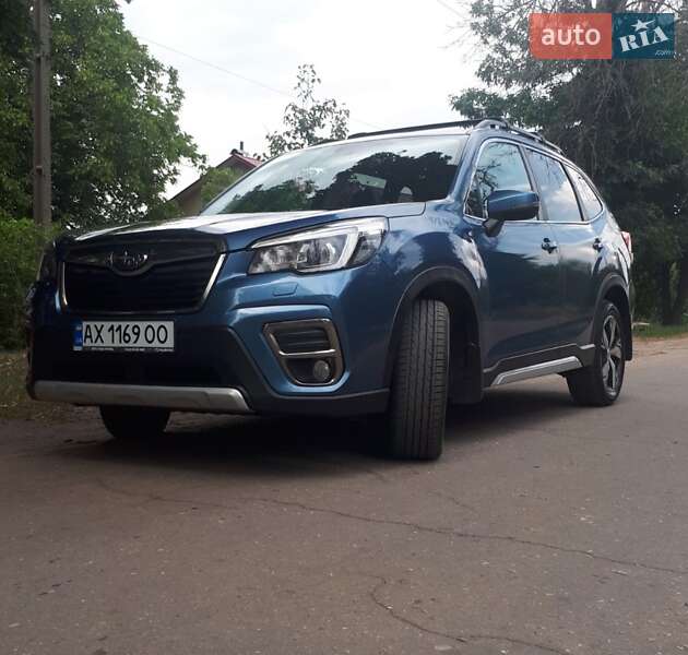 Внедорожник / Кроссовер Subaru Forester 2019 в Изюме