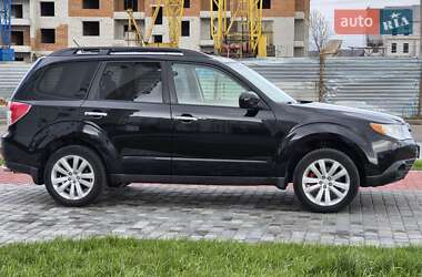 Внедорожник / Кроссовер Subaru Forester 2010 в 