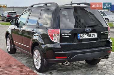 Внедорожник / Кроссовер Subaru Forester 2010 в 
