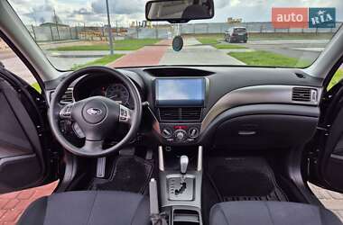 Внедорожник / Кроссовер Subaru Forester 2010 в 