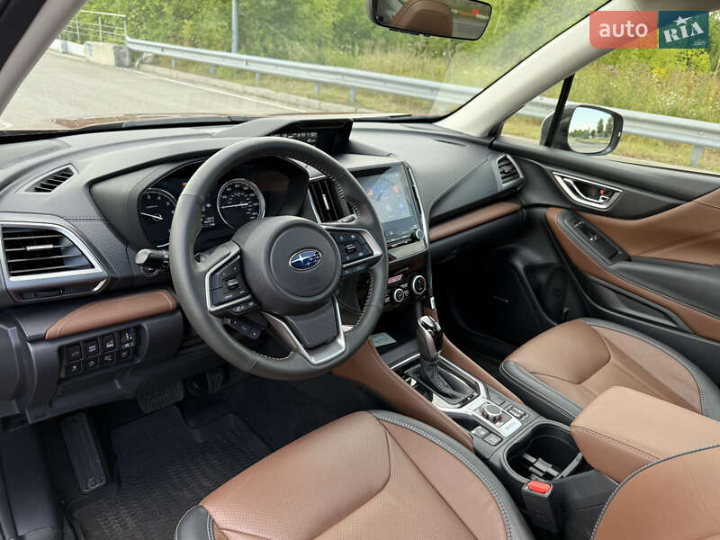 Внедорожник / Кроссовер Subaru Forester 2024 в Киеве