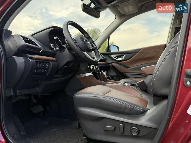 Внедорожник / Кроссовер Subaru Forester 2024 в Киеве