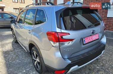 Позашляховик / Кросовер Subaru Forester 2019 в 