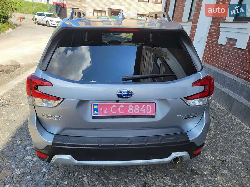 Внедорожник / Кроссовер Subaru Forester 2019 в Харькове