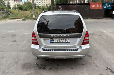 Внедорожник / Кроссовер Subaru Forester 2005 в 