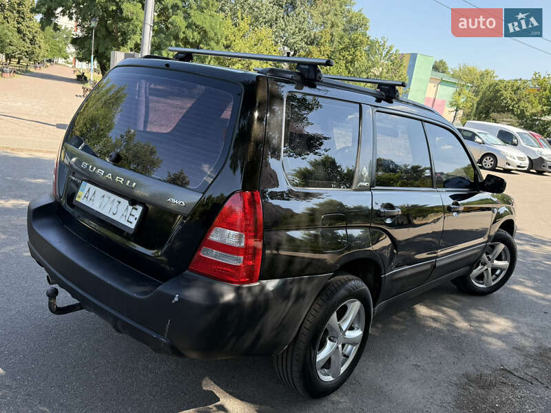 Внедорожник / Кроссовер Subaru Forester 2004 в Киеве