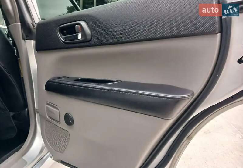 Внедорожник / Кроссовер Subaru Forester 2003 в Киеве