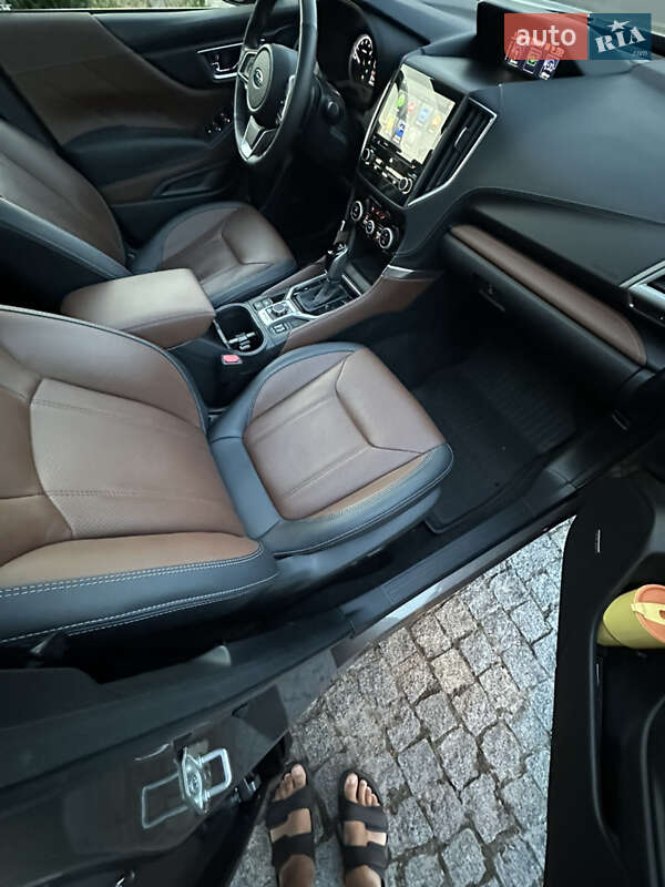 Внедорожник / Кроссовер Subaru Forester 2023 в Киеве